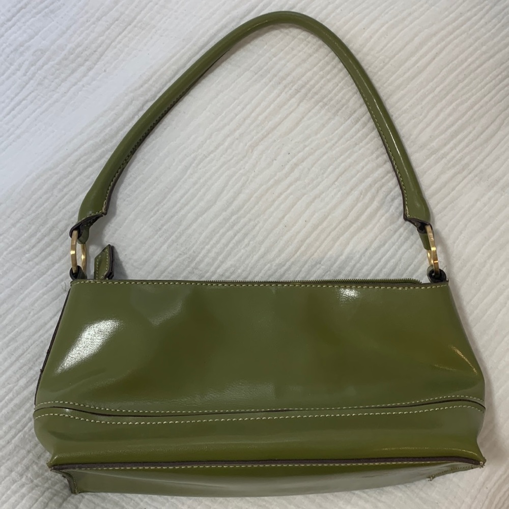 Green shoulder bag